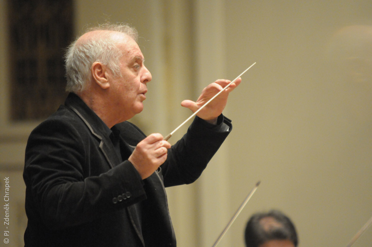 Barenboim takes stage with András Schiff & Staatskapelle Berlin ...