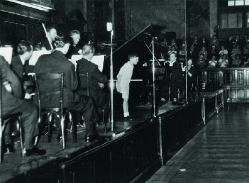 Taking a bow following his first concert with orchestra, Buenos Aires 1951