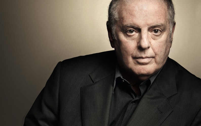 daniel barenboim vienna philharmonic new year's concert 2022